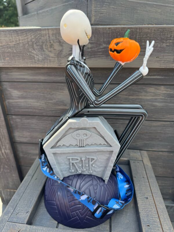 att-rnfkyzehz7y3z8eu3ugpnaawnas3l4-s_rs3xhufuv0-2 🎃Palomera Jack Skellington